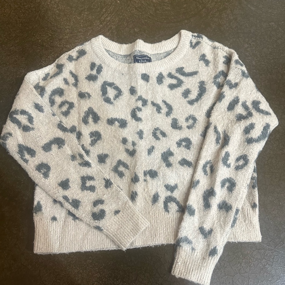 Small cow print Abercrombie and Fitch sweater